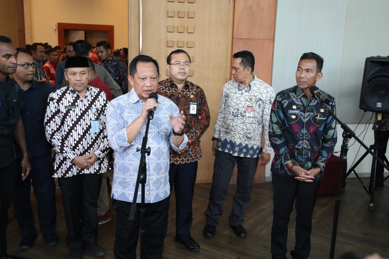 Tingkatkan Pendapatan Asli Daerah, Mendagri Minta Bupati/Wali Kota di Kepulauan Babel Permudah Akses Usaha