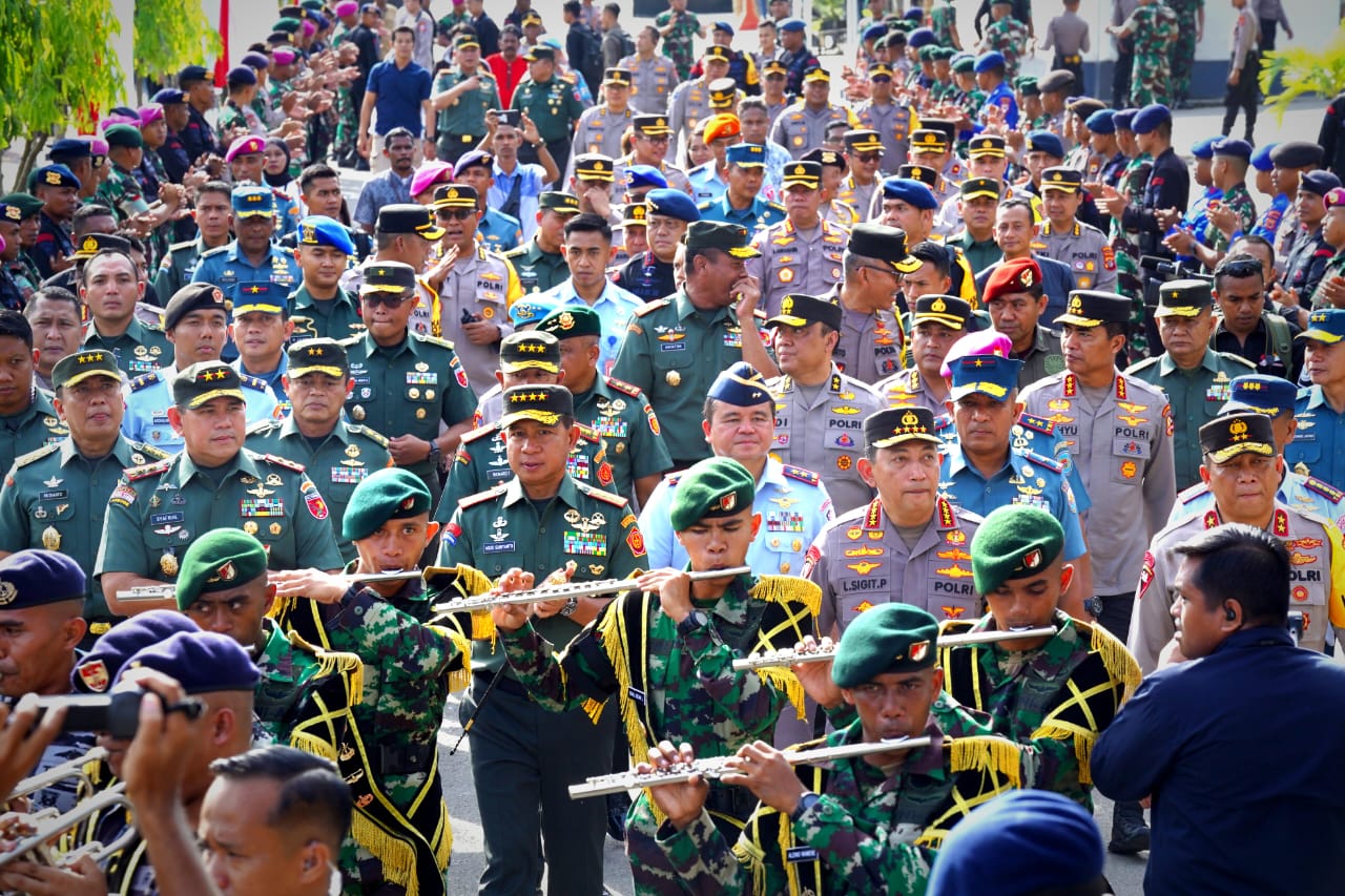 Panglima TNI Apresiasi Prajurit TNI-Polri Maluku Atas Semangat, Niat Ibadah, Loyalitas Untuk NKRI