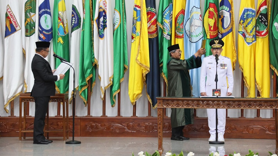 Mendagri Lantik Adhy Karyono sebagai Pj. Gubernur Jatim