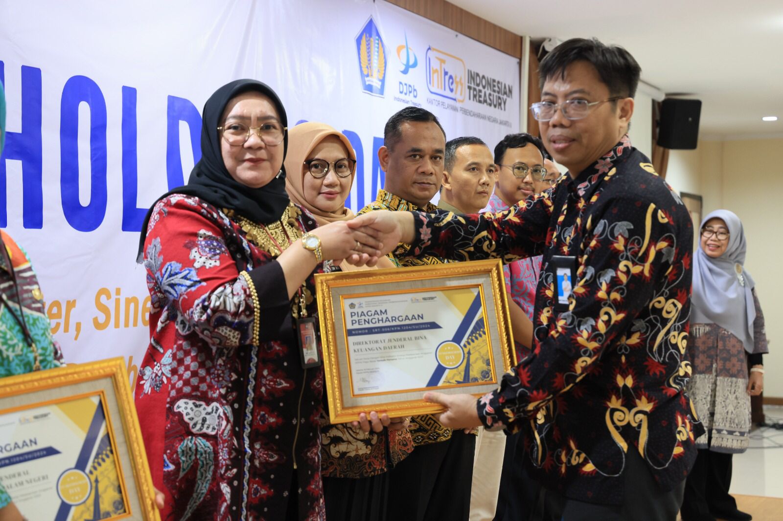 Ditjen Bina Keuda Kemendagri Sabet 5 Kategori Penghargaan dari KPPN Jakarta IV