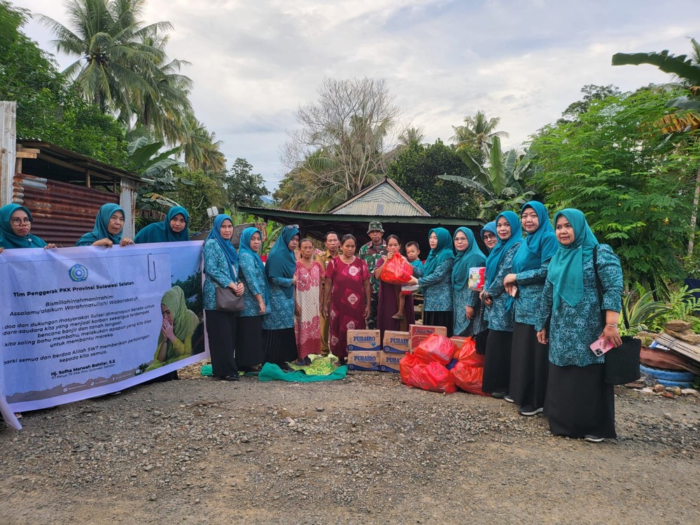 Bantuan TP PKK Sulsel Telah Tersalurkan ke Warga Terdampak Banjir dan Tanah Longsor